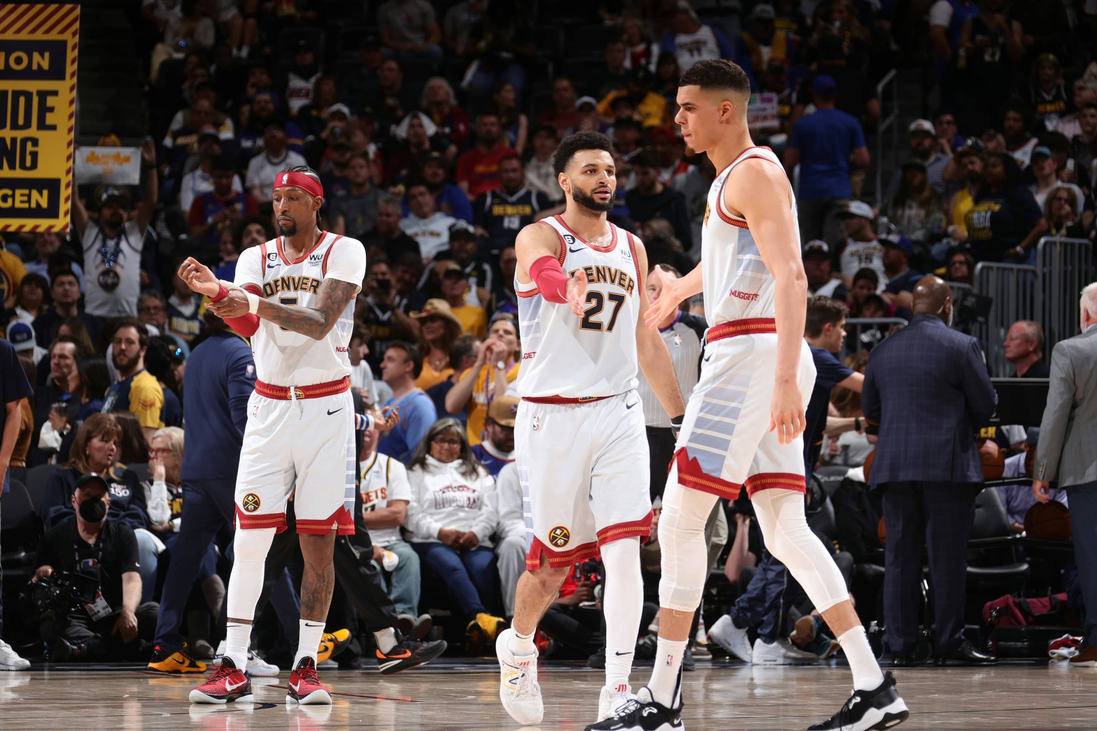 劣势时同侧 劣势时同侧